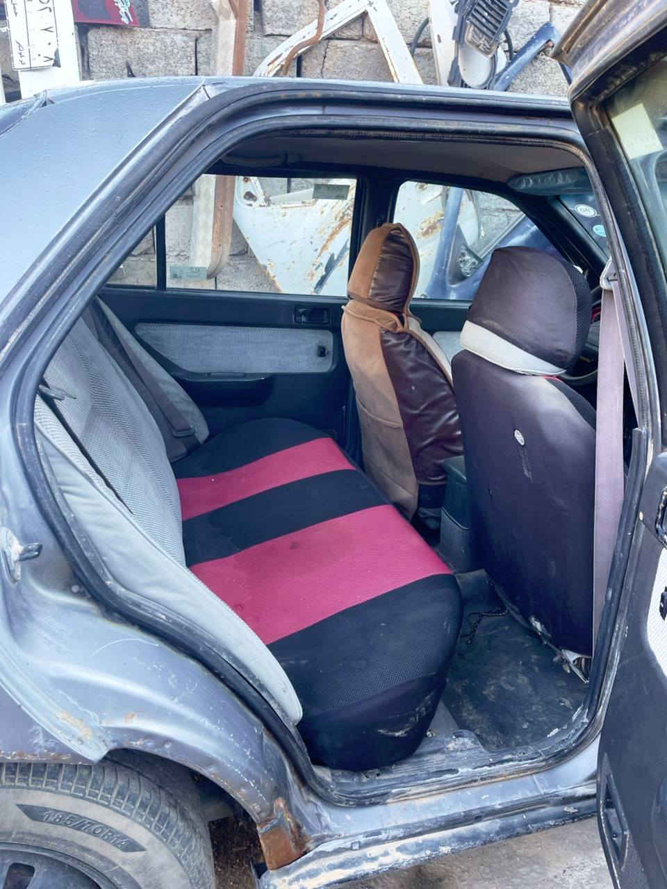 السلام عليكم ورحمة الله ♥
سياره الانتره موديل 92
محرك كصه شرط كير اوتماتيك😎
 كهربائيات شغاله🚘👨‍🔧
تايرات نضاف 🚘👨‍🔧
رقم صلاح الدين الدولي سنويه لل 29👌
مكان السياره الحويجه 🌺
السعر 30 بيه مجال 
ترهّم مراوس حسب القناعه 🤚👍
*********** اتصال
