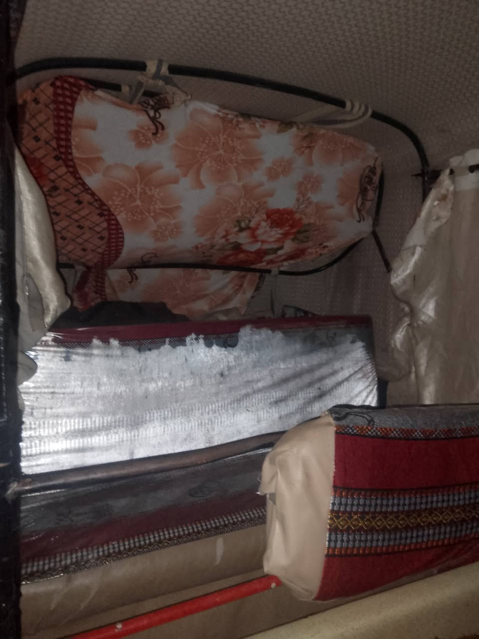 اسلام عليكم باجاج 18. اوراق مكفوله الترقيم.  سعره 3. ملايين أو بيه مجال قليل.  مابيه اي نقص تعمير جديد مكينه امجفته صارله شهرين. بوشه أو بستم أو لفات رنكات الغراف ***********. ملاحظه مكلف بلنشر. خابر صاحب التكتك
