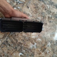 عندي عقل مال اكسنت  نضيف كلش اليريد السعر هذا رقمي 07871463709