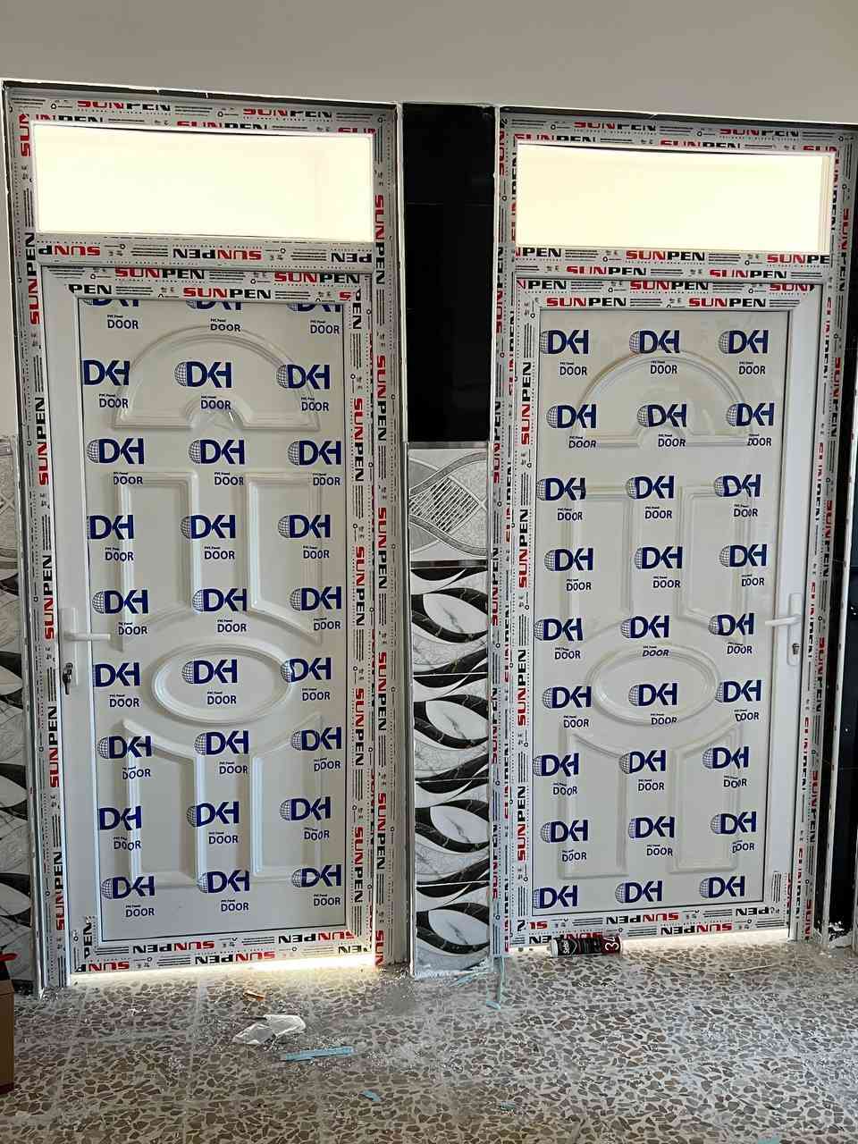 بلاستيك تركي أصلي (درجة أولى).
مقاومة عالية للرطوبة والمياه 
​هيكل داخلي قوي لضمان عدم التقوس أو التلف
سعر الباب الواحدة: 130 ألف دينار فقط. (اسعار تنافسية) 
​خدمة التوصيل: مجانية 🚚.
​خدمة التثبيت:  مجانية لاتروح ولاتجي خليك بيتك احنة نتكفل بكلشي  على يد كادر متخصص .
((((ضمان حقيقي: ثقتنا بمنتجنا تجعلنا نمنحك ضماناً لمدة 10 سنوات ضمان استرجاع المبلغ بالكامل  .))))))🙂🔥
العنوان: [موصل جانب الايسر سايدين حي التأميم سايدين المنتزه]
​رقم الهاتف: [***********]
