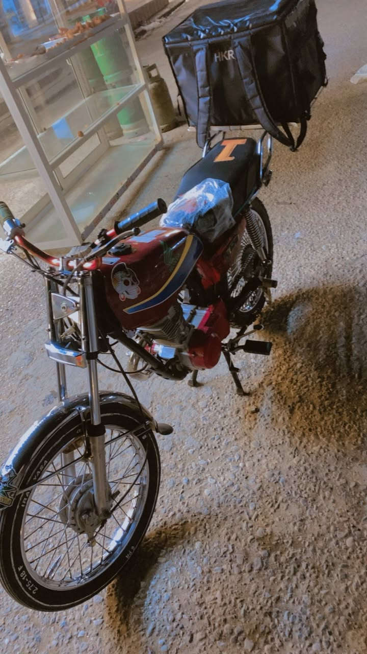 السلام عليكم نامه برو 3احرف مكينه وكير بشرط منفيس اصلي ماطور سبورت سعر325وبي مجال مكاني اربيل شارع كركوك واتس اب(***********)
