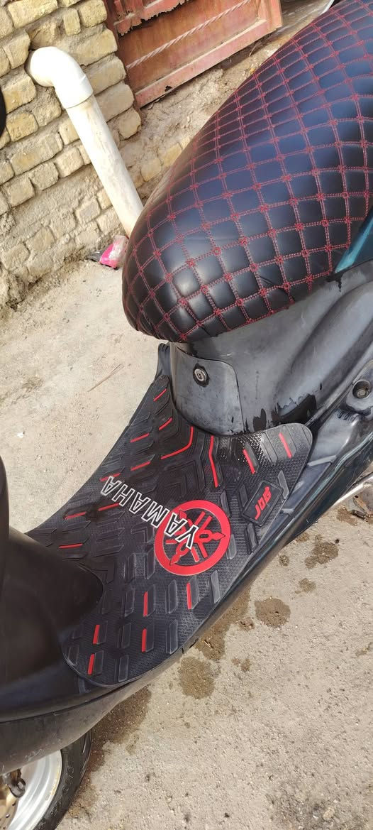 السلام عليكم اخوان دراجه اكزز للبيع حاويه ستخدام ٤ شهر جديده سعر مليون و400 وبيه ***********
