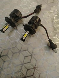 ليتات زنون للبيع لون ابيض السعر 20 الف 07760330723