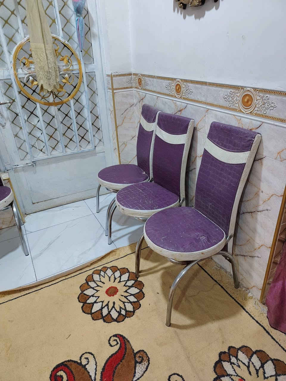 كراسي للبيع العدد ٦مثل ما موضح في الصوره السعر 30الف ليريدهن يجي خاص


**إذا كنت صاحب هذا الإعلان وتريد حذفه لأي سبب، رجاءا أرسل رسالة إلى الدعم الفني**