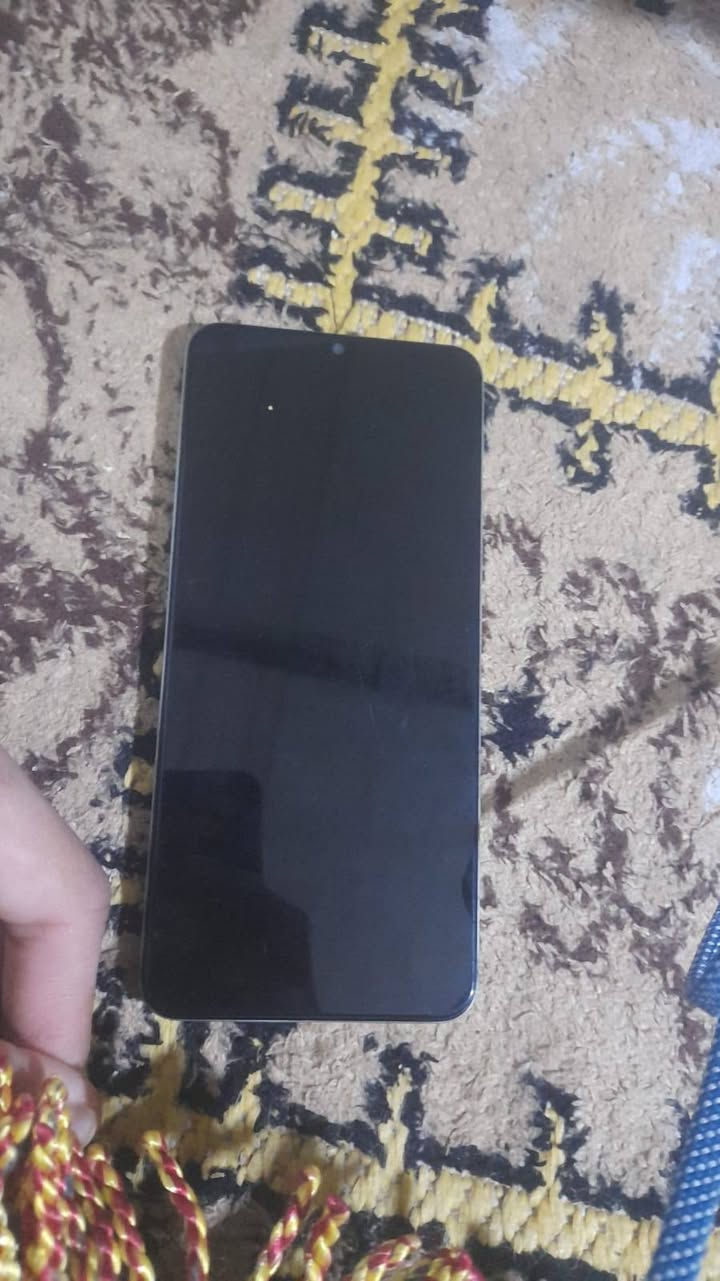 سلام عليكم جهاز ريلمي c63ذاكرت 128بطاريت5000لبيع مكاني بغداد مقابل بوب الشام السعر خاص الحهاز وضع الوكال ما مبدل بي اي شي ***********
