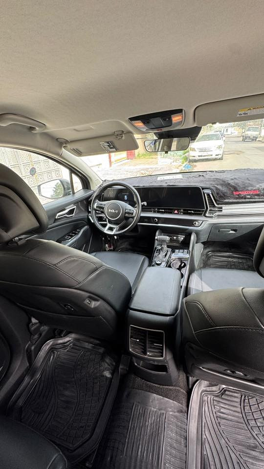 سلام عليكم ...
كيا سبورتج موديل ٢٠٢٥ وارد امريكي فئه EX النص مواصفات :
بصمه تشغيل
بصمه ابواب
تشغيل عن بعد 
اشاير مري 
لايتات لد عدستين 
ويل ١٨ كروم 
تدفئه كشنات اماميه 
كشنات جلد 
كراسي كهرباء 
شاشه متصل كامل ١٢ انش 
سايد بريك بصمه 
رادارات ٣٦٠ 
مانع انزلاق 
مانع انحدار 
اوتو هولد 
ماشيه ١٠ الاف فقط 
الحادث سياره موضح بالسونار فقط تبديل بنيد وبارد ربع الجاملغ الباقي كفاله عامه اتصال
 ***********
