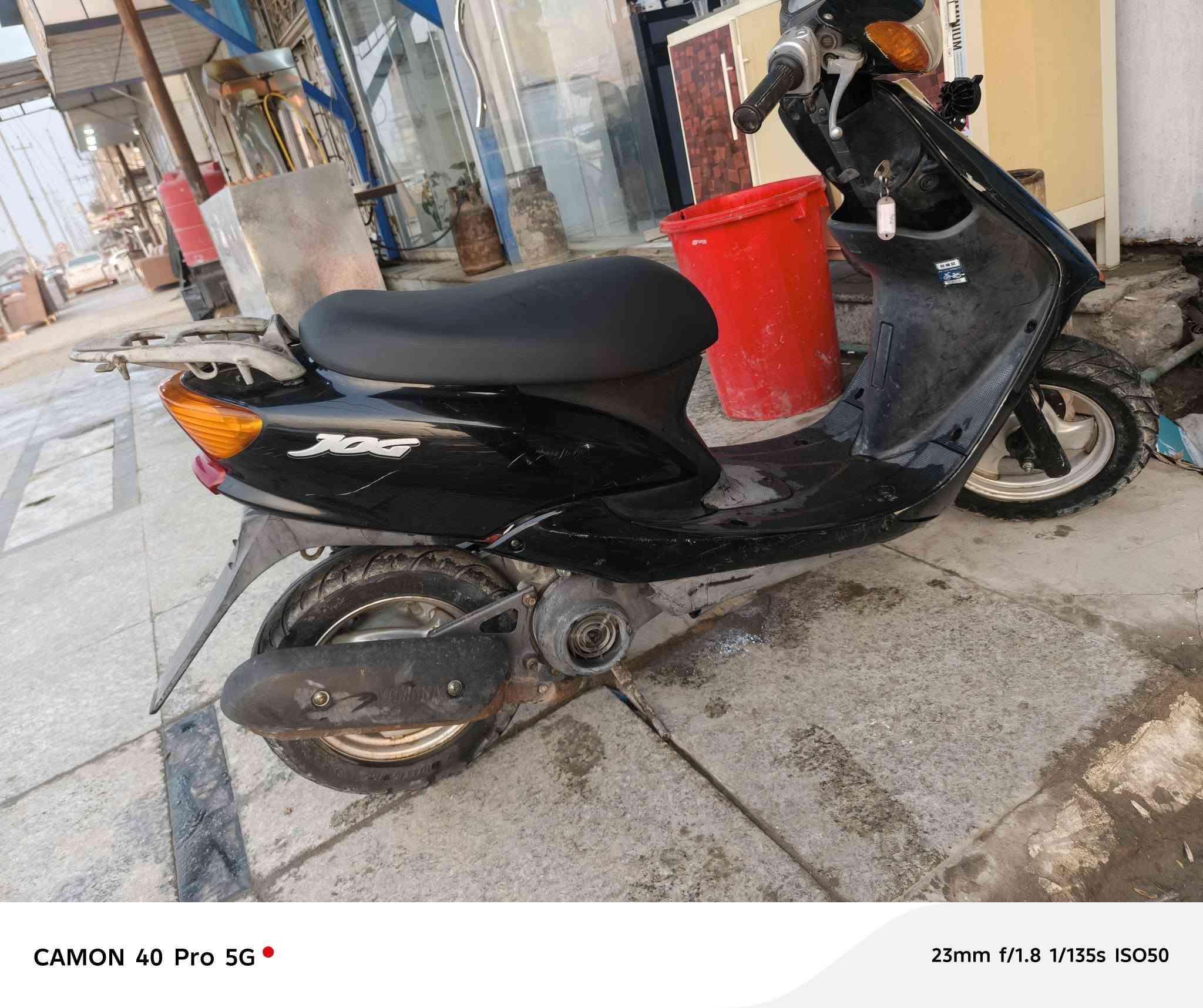 دراجه عصفوري فحل (خطين )

كلها شغاله وعلى وضع البلادي 

مابيها ولا قطعه تجاري 

مكينه مكفولة 

مامفتوحه 

رايدها ب٧٥٠ وبيها مجال قليل 

رقمي للتواصل ***********

او علق واني ارد عليك
