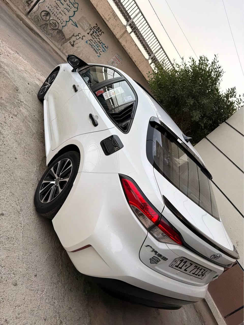 كورلا 2024 بدون صبغ كفالة عامة
فتحة
بصمة 
شاشة
هايبرد
ماشية 22
السعر 184
المكان بغداد البياع
*********** بغداد, العراق
