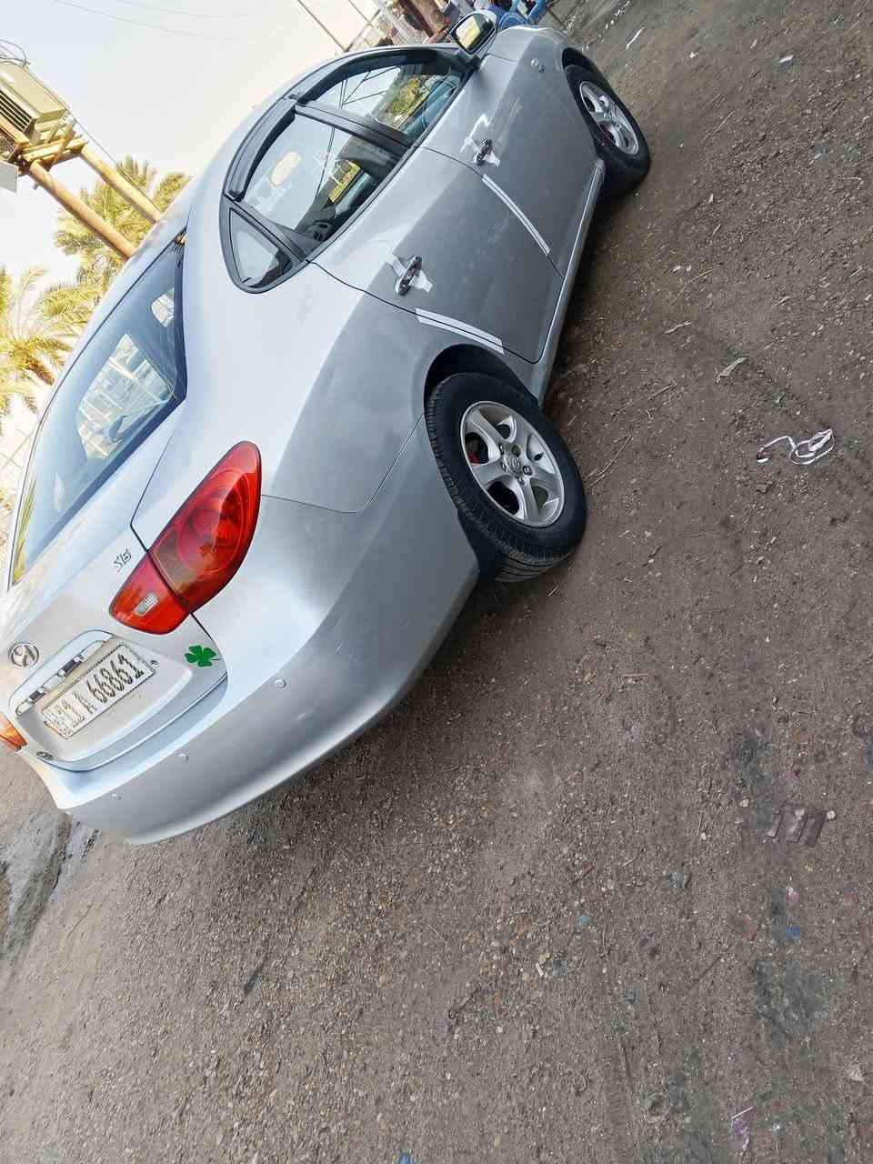 سلام عليكم النترة مقدس موديل 2007 بيها قطعتين صبق باب الورة اليمنى وچاملق ألمامي  سعر 95 بيها مجال رقم الهاتف ***********
