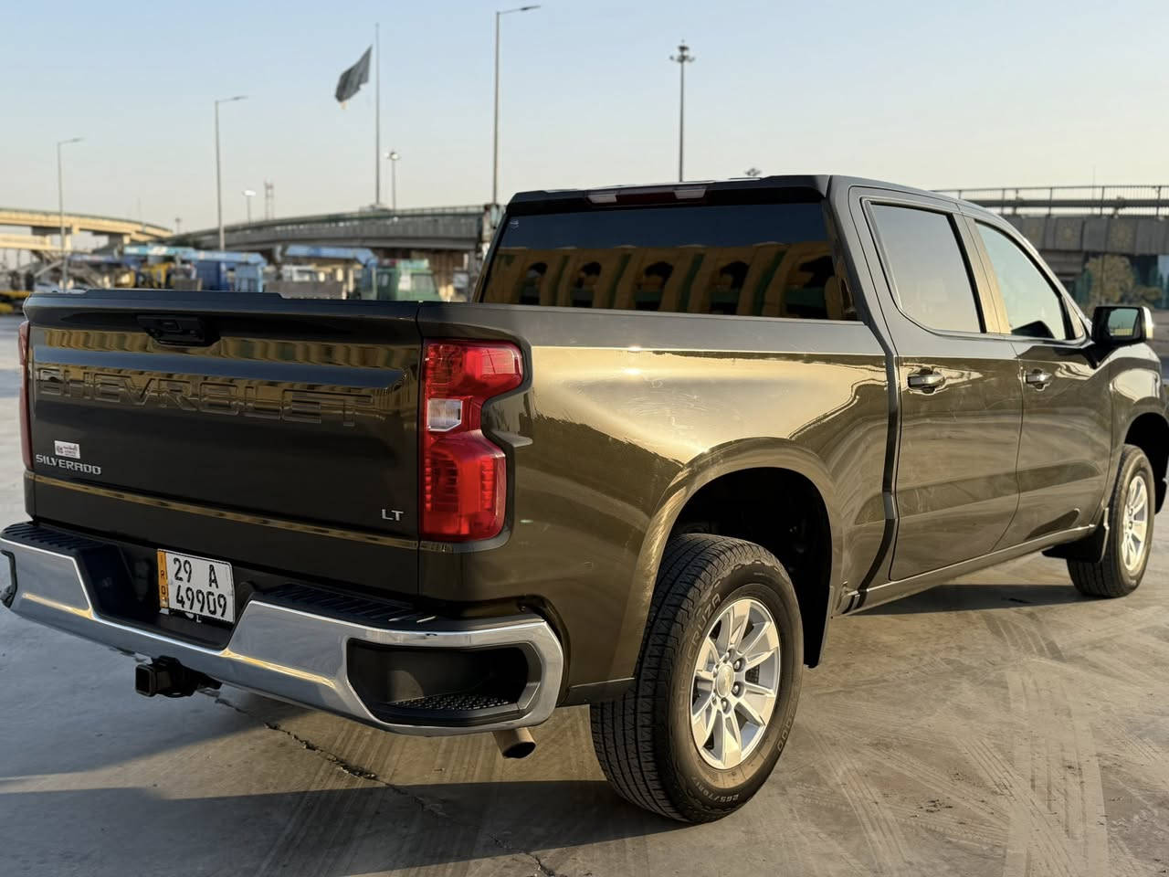 السلام عليكم
شوفرليت سلفرادو 
‏2023 LT
مرقم وكامل
2700 توين تيربو
ماشية ٢٦ الف
دشبول وبجم تاهو
كير تعليك

كشن كهرباء
كشنات تدفئه
رادار خلفي
رادار امامي
 تحكمات ستيرن
مثبت سرعه 
تحديد مسار
لايت زنون
الحادث تبديل بنيد فقط الراديترات نفسهن
*********** 
سعر ٢٨٠ الشراي يدلل لتفاوض 
مكاني واسط
