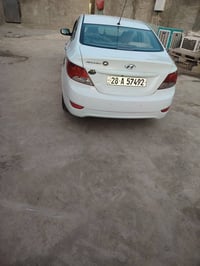 اكسنت لبيع 2014 بيه بنيد صبغ ولصندوك صبغ فقط وبيه صبغات  تلكيط  بصيط  ...