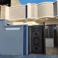 دار للبيع المدائن بستان مشيوح خدمات كامله يتكون دار من غرفتين وصاله وم...