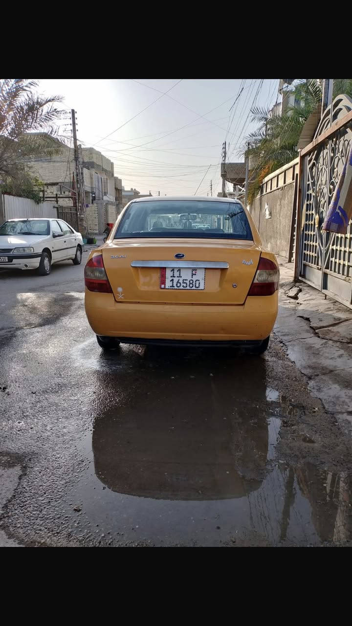 سلام عليكم طيبة موديل2015 مكفوله من الضربه ولصبغ بيها بس طخه موضحه بل صور صدر امامي خلفي جديد صالي سبوع من شاده تخم تاير جديد تبريد ثلج حماوه ربع شتا صيف مكينه تخبل كير بيي الرابع يفلت بس  السياره مال شغل خير من الله مكاني بغداد العبيدي السعر39 الرقم ***********
