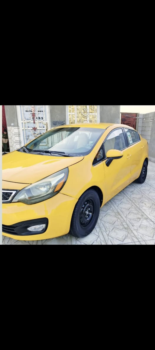 كيه ريو موديل 2013 رقم بغداد  مصفره هيئه وغرامات حره تحويل ثاني يوم سنويه مجدده 28 مشروع وطني وارد خليجي مكفوله من الضربه والتبديل  كفاله عامه مكينه 1600 مكينه وكير وحداديه وتبريد وتخم تايرات كله مكفول سياره جاهزه مال جناي بمعنه الكلمه مكان سياره ناصريه سعر 77 بيه مجال قليل رقم الهاتف *********** أنه مكلف بل نشر خابر راعيه بيك خير وتدلل
