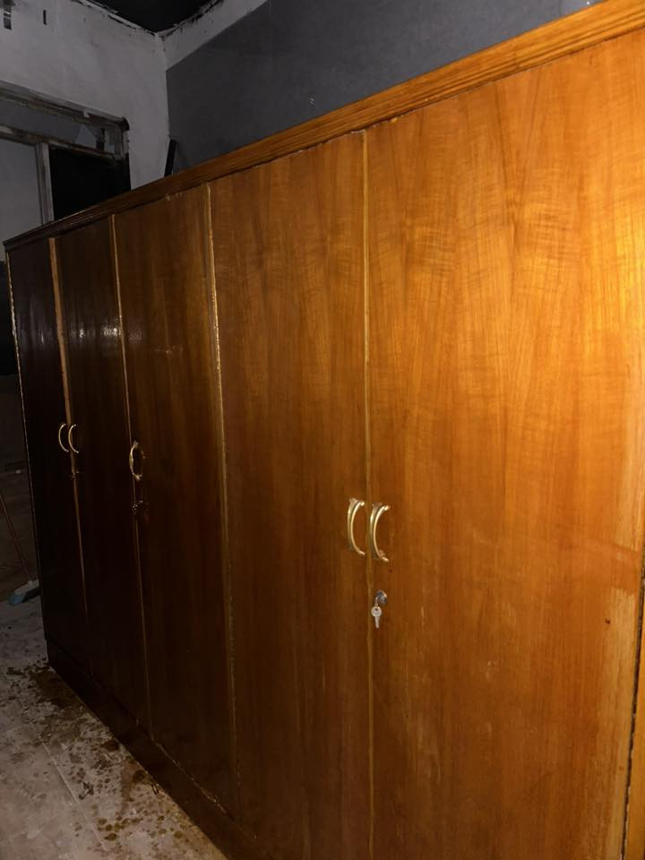 كنتور للبيع خمسه باب صاج تزكام قوي سعره 125 الف ***********
