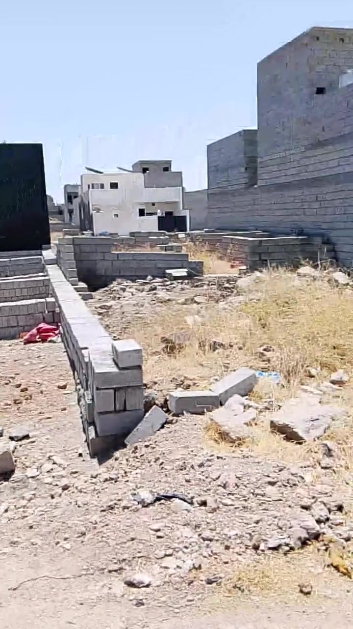 قطعه حي بدر 150 متر مع اساس الفين بلوكه مصمد السعر 25بي مجال ***********
