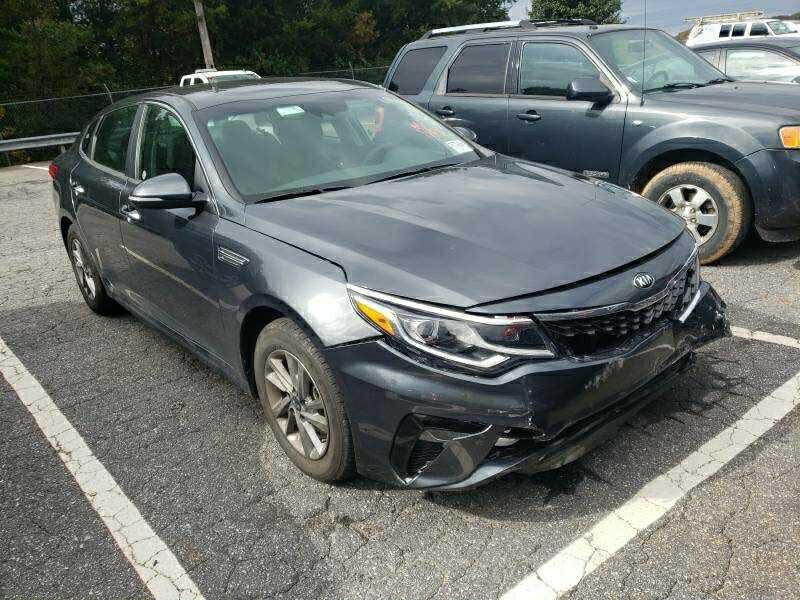 ‭
ابتما 2020 ماشيه 70 الف وارد امريكي حادث دعاميه بس موجود بالصور 
رادار جانبي حساس خلفي وامامي
كاميرا دواره ويل 18 تريد تحويل تريد وكاله سياره حلوه وجديده السعر 148 للاستفسار الاتصال بلرقم ‭٠٧٨٠ ٩٧٣ ٠٢٧٢‬
