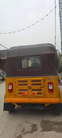 تكتك مديل 18 تكتك جهزه وحلوه السعر5200مليون رقم الهاتف 07713513164