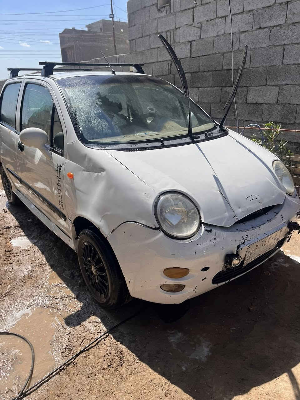 يو كيو موديل 2008 سنوية صاقطة من 2019 عليهة غرامة 100 الف ولسيارة باسمي تحويل عقد مروري شرط رايدهة 16 وبيهة مجال . السيارة شغالة ونقوصاتهة بسيطة ولسيارة (كير عادي) *********** ((العنوان ابو غريب ))
