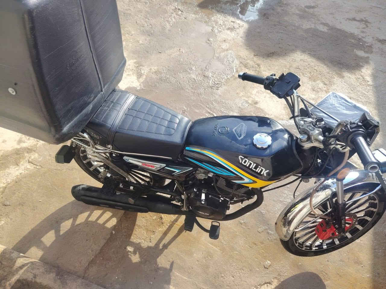 دراجه سولنك محرك 200 كهربائيات شغاله تشتغل اسلف كلشي بيه مكفول دراجة اشتغل بيه ع باب الله بس الله شاهد محتاج مستعجل ع بيعته هاذه رقمي واتساب فقط شراي يجي ***********
..؟
دراجه سولنك محرك 200 كهربائيات شغاله تشتغل اسلف كلشي بيه مكفول دراجة اشتغل بيه ع باب الله بس الله شاهد محتاج مستعجل ع بيعته هاذه رقمي واتساب فقط شراي يجي ***********
