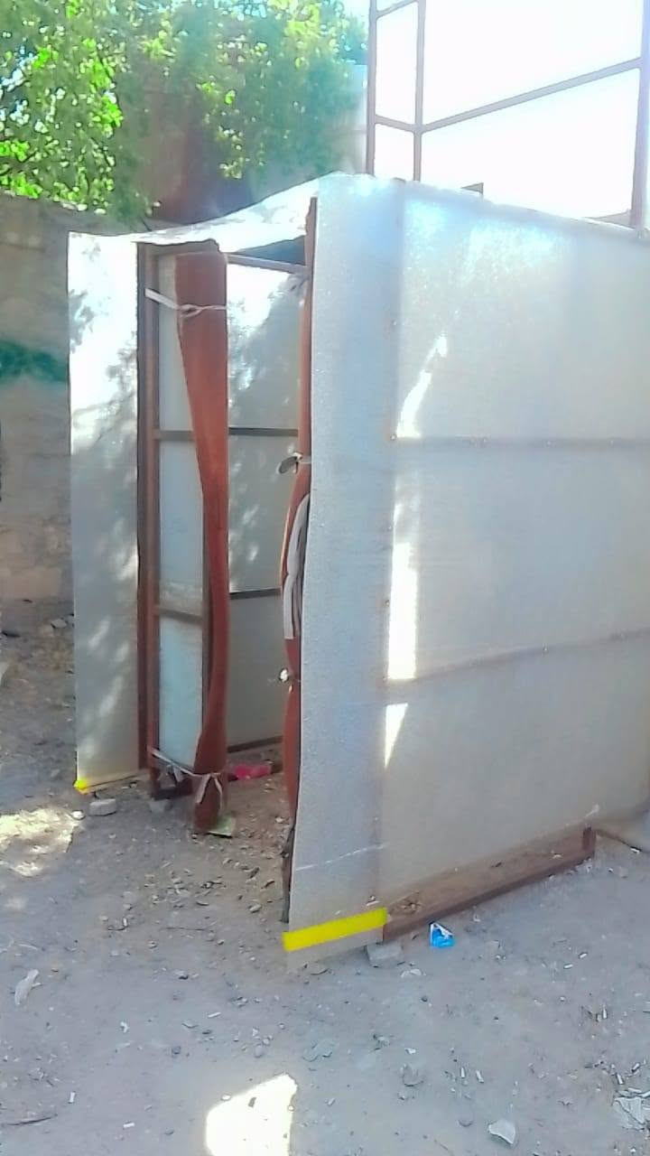 سلام عليكم عندي سقيفه مال ستوته لبيع كامله  رقم تلفون *********** بي وستاب
