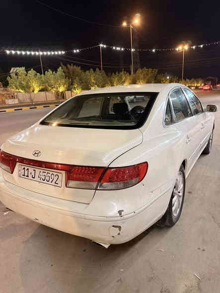 للبيع للبيع 
ازيرا 2006  وارد امريكي (بغداد) رقم انكليزي جديد سنويتها ل2030
السيارة 6 سلندر 3300
كشنات جلد كهرباء
فتحه بالقماره
تحكم ستيرن
شاشه بلاد
قطعتين تبريد
ايرباكات مبيهة 
تبريد شاشه
السيارة موجوده بنجف وبسمي  
كير +مكينه كفاله شرط ضربتها جاملغ سايق مصبوغه عام جماليه السيارة حلووه اطيك تراي اتروح البغداد وترجع تبريدها ايخبل ثلج وبيها بعد هواي مواصفات 
السعر(80 وبيها مجال بعد لطيبين حك الجية )
للاستفسار 
محمد ***********
احمد ***********
