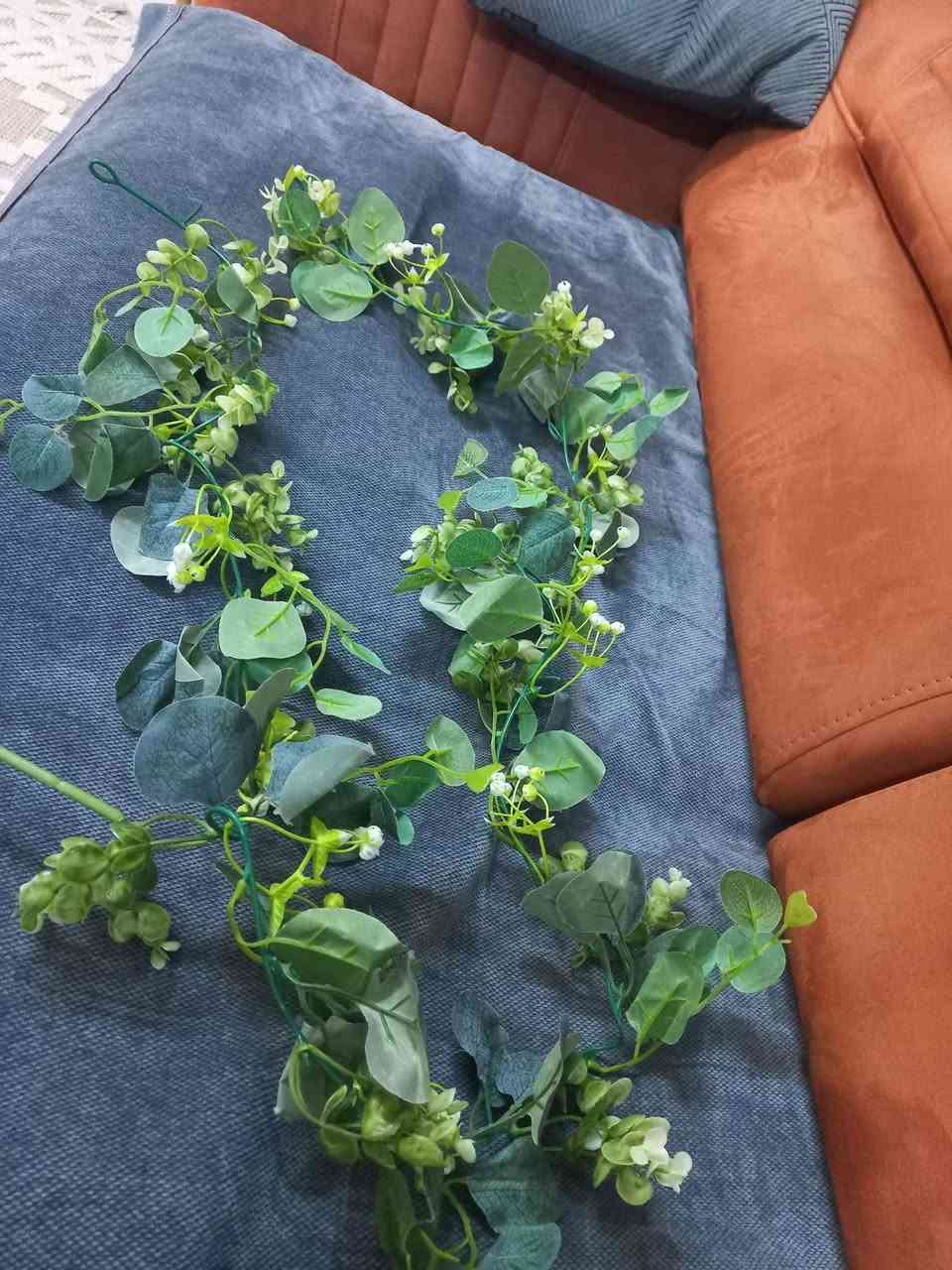 مجموعة اغصان ورد مع متدلي متر ونص طولة ب٥ الاف


**إذا كنت صاحب هذا الإعلان وتريد حذفه لأي سبب، رجاءا أرسل رسالة إلى الدعم الفني**