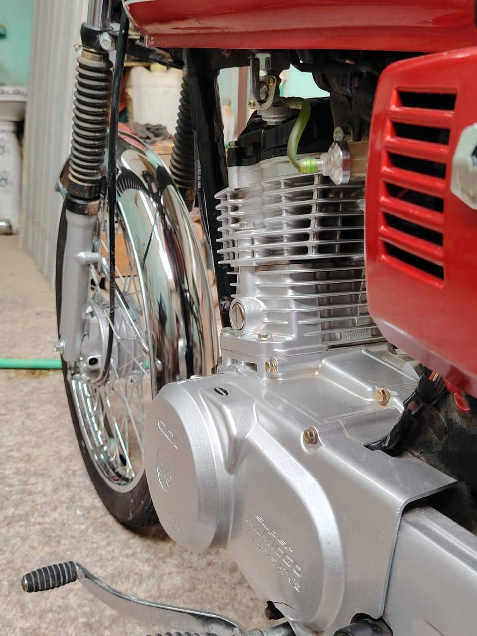 ايراني موديل 23 نضيفه شرط لفحص مكينه سيجي نامه ماكني قرنه بني منصور
7739365803
