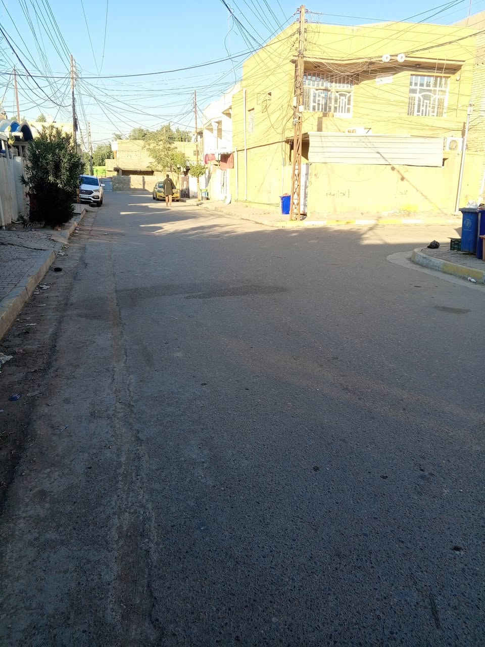 للبيع مساحه 100متر طابو صرف عنوان بغداد جسر ديالى القديم الساهرون فرع مكتبه التميز  او قرب دكتوره هبه شراي يتصل سعر مناسب *********** موجود واتساب
