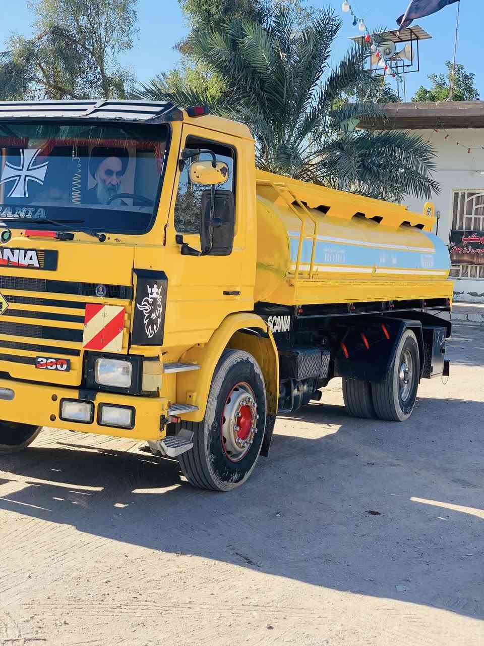 سلام عليكم تنكر البيع سكانية سيارة جاهزة الاخير كاملة مكملة مكينة كير حدادة تايرات كلة جديد بسمي رقم وسنوية نكليزي  بل سنوية تنكر ماء اصل سيارة متعوب علية وشغل مضبوط جاهزة الشغل ثاني يوم تطلع الشغل بية حمولة 11 طن البيع السعر 175 وبية مجال قليل مكاني بصرة شط العرب الجزيرة الرابعة هاذ رقمي *********** وهاذ الأثير ***********
