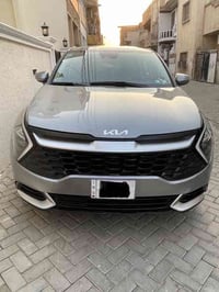 سبورتج وارد امريكي هايبرد موديل ٢٠٢٣ ماشيه ٣١٠٠٠ كيلو اللون رصاصي ضرر ...