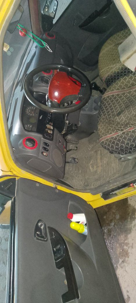 السلام عليكم سايبه للبيع موديل 13 صفراء نجف راعيها بالنجف مكان السياره بالنجف حي المكرمه هيئه مال مسجله مسؤول عن راعي فقط سياره السعر 18 ورقه رقم الموبايل *********** بي واتساب
