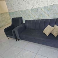 طقم كنب • ٥ قطع • فيه مجال