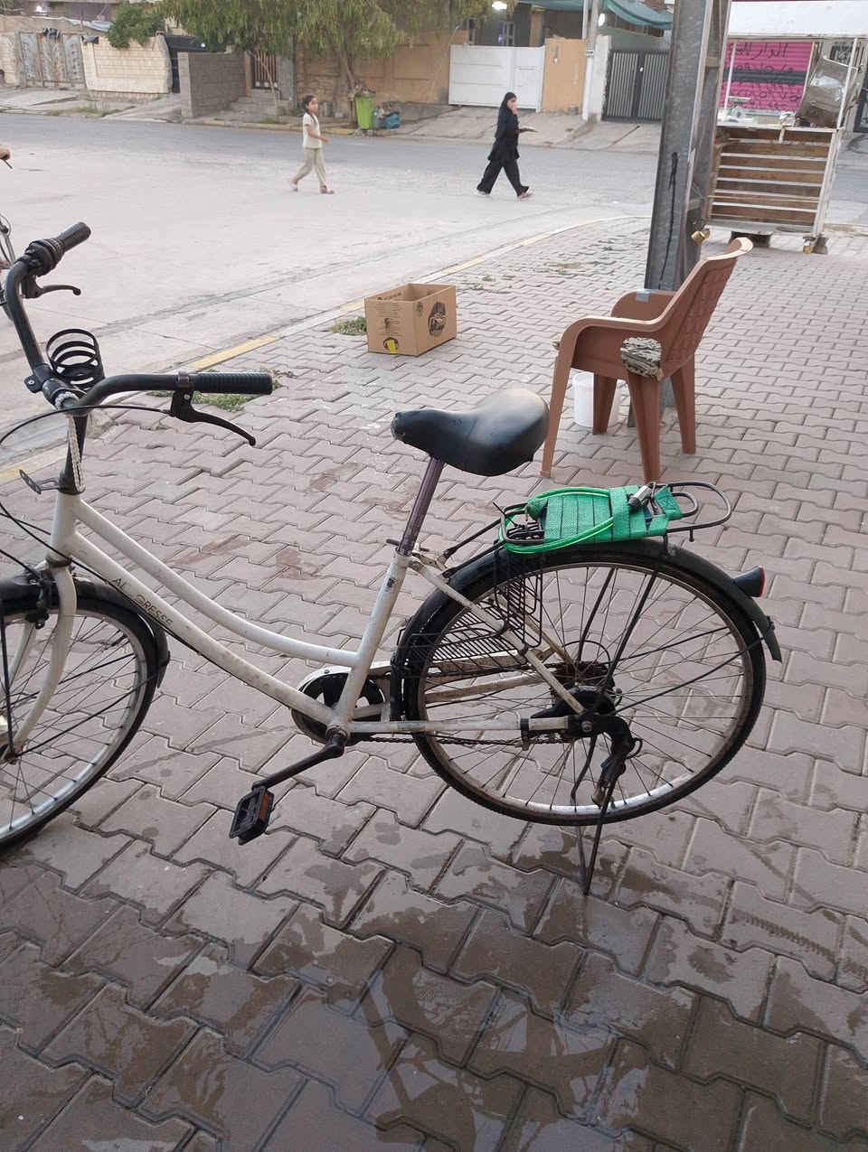 بايسكل للبيع
ما بي اي عيب
بس تاير بنجر تاير واحد
شراي خاص👍🏿
على سعر تدلل👍🏿


**إذا كنت صاحب هذا الإعلان وتريد حذفه لأي سبب، رجاءا أرسل رسالة إلى الدعم الفني**