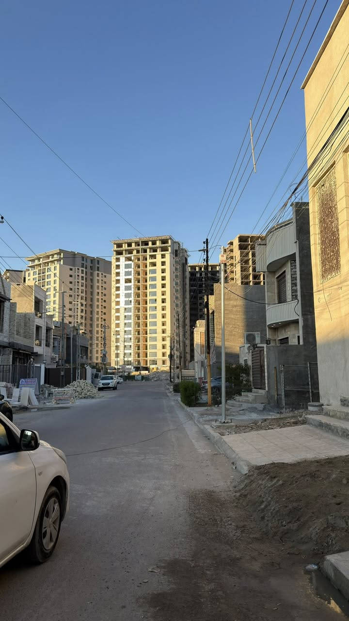 مشتمل للبيع مساحة 125 ‏حي الجهاد الشارقة شارع 15 مجاور مجمع النسيم مقابيل شارع 20 المسالة والعدالة المحتويات 5 غرف نوم صحيات عدد4 الواجهة ستة وربع نزال 20 واجهة البيت مرمر أرضية البيت مرمر شغل درجة أولى بناء حديث غير مسكون الاستفسار ***********
