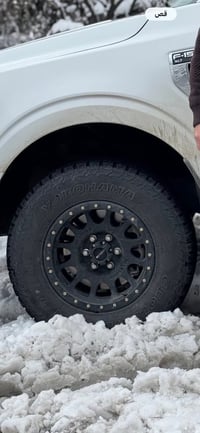 ويل ميثود (Method) بيدلوك للأوف رود حجم 17  6 ستد  نظيفات بدون عوج ولا...