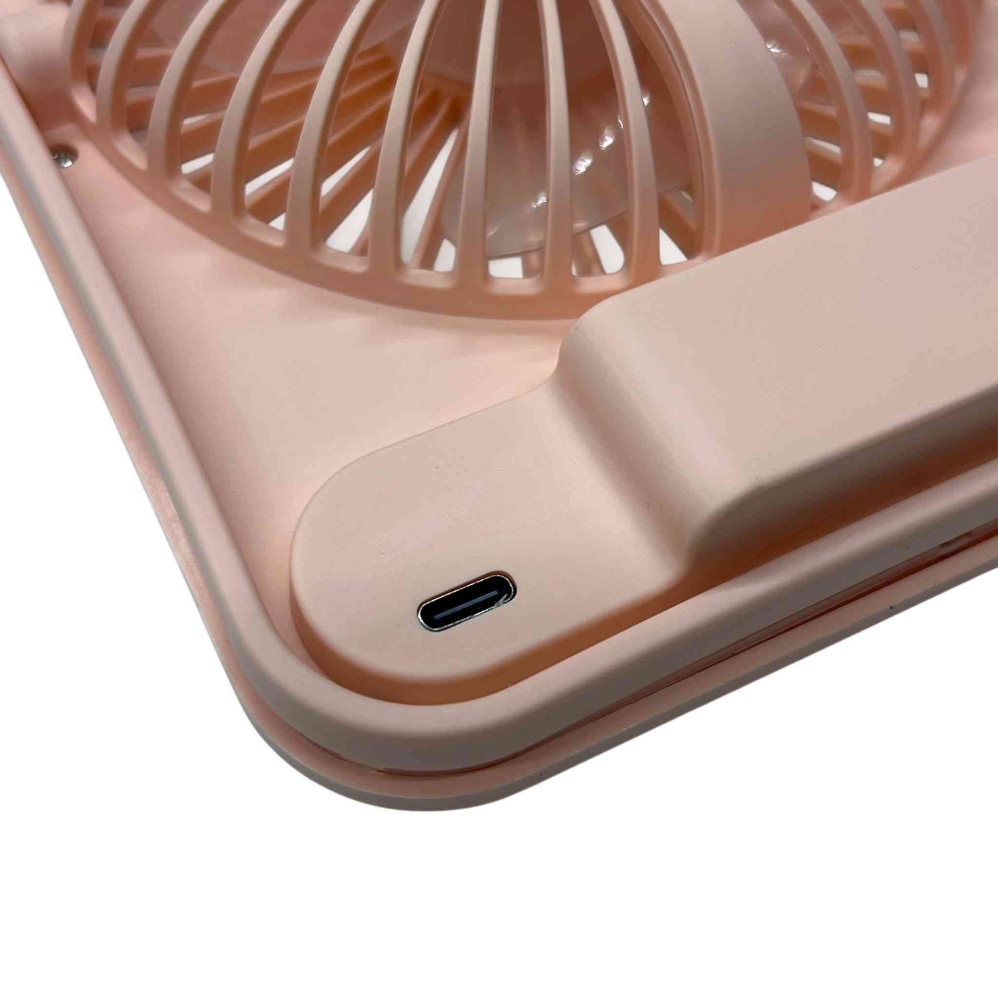 🌬️❄️ برودة بأي مكان ويا مروحة LY-1005!
5 سرعات + شاشة LED + حامل موبايل 📱✨

تنعلق أو تنحط عالطاولة بسهولة، وشحن Type-C عملي للسفر والبيت


**إذا كنت صاحب هذا الإعلان وتريد حذفه لأي سبب، رجاءا أرسل رسالة إلى الدعم الفني**