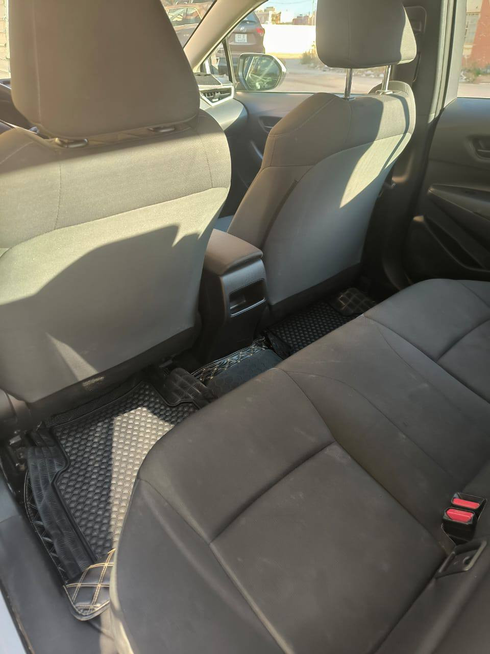 السلام عليكم گورلا22امريكي 
معوقين حادث فقط بنيد وعندي سونار 
المكان الرمادي 7كيلو التواصل ***********السعر158
