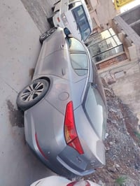 للبيع كيا اوبتمه 2011 سياره مال بيت قطعتين صبغ فقط رقم جديد سنويه جديد...