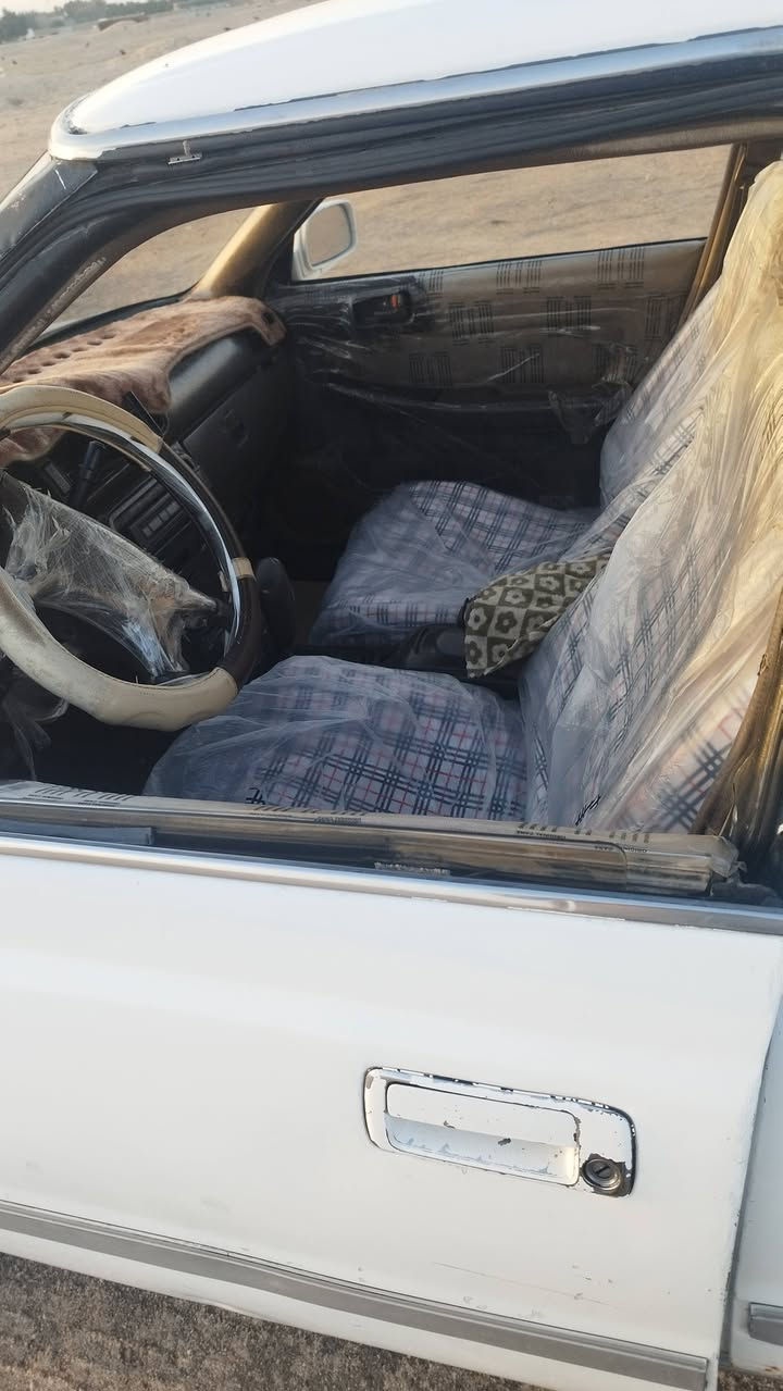 سلام عليكم مارك عضم للبيع موديل 92 سياره مكفوله من كصه ونقل جثه سياره بسمي مداور ثاني يوم سنويه ل 2030 رقم نكليزي السعر 42 وبيه مجال تفاصيل اكثر اتصل على الرقم اني مكلف ***********
