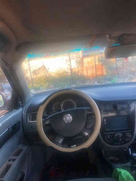 اوبترا 2005 
رقم جديد دولي نجف
هزه جديده 
سياره بسمي مشروع وطني
سنويه جديده لحد2030
كير محرك خير من الله 
سعرها 38 وبيه مجال
مكاني بغداد البلديات
***********
