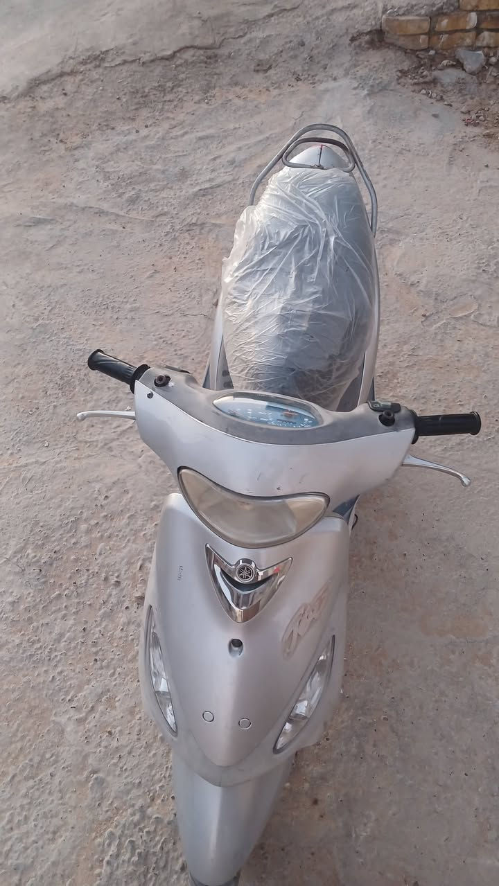 ماكس منغولي صالي شهر وعشرين يوم من طلعته من الحاويه  مامفتوحه شرط شلعه ومعدل دراجه خير من الله تجي تركب وتروح لااتشوفه مو حلوه بل صوره مامغسوله   السعر700 الرقم ***********
