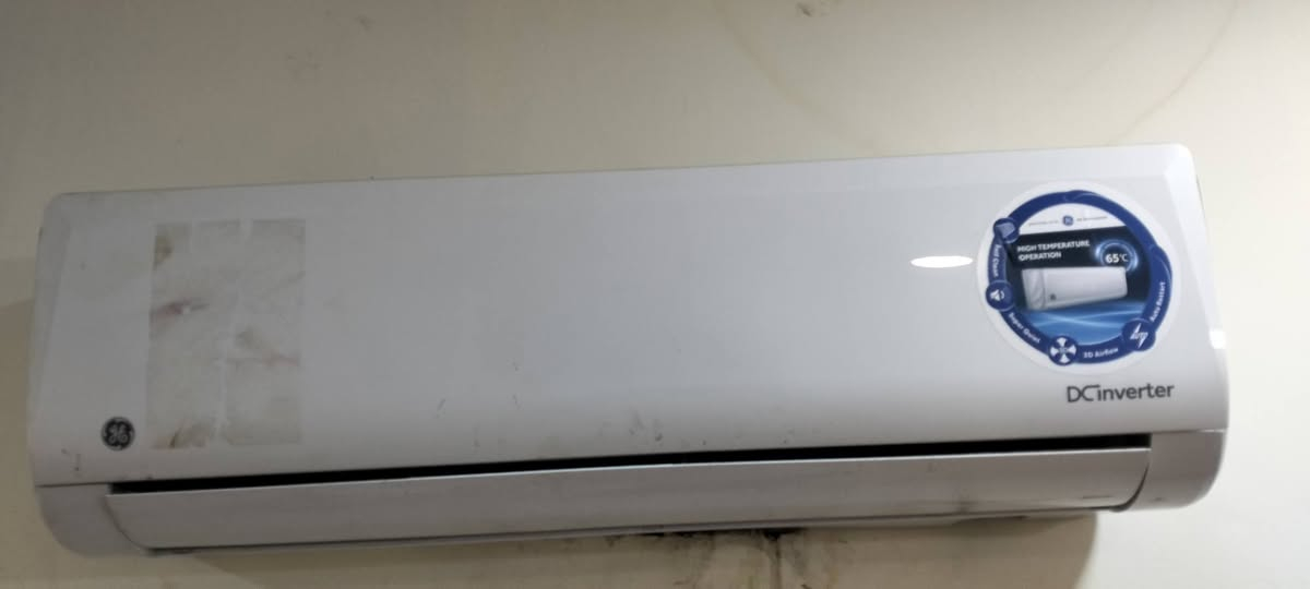 الكاونتر ب200
الغساله شغاله بس كير بوكس ضعيف تفتر جه وحده ب100
غرفه نوم وياه دوشك ب175
مجمده كلش نضيفه 325
انفينتر طن تحكم امبيريه ب200
براد شغال بارد ثلج بس الدكمه واكعه جوه ب50
الغزاليه ***********
