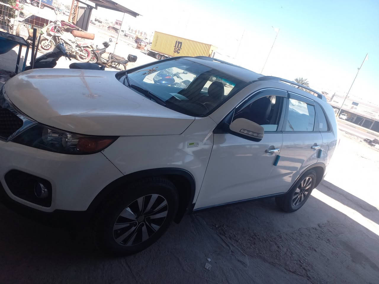 السلام عليكم سورنتو2011 خليجي محرك2400 دوش رقم بغداد لدولي وهزة جديد تحويل مباشر السيارة بيها كم قطعة صبغ السونار مرفق بيها تعديل بطارف اللغد الايسر لشاصي مكفول تخم تاير تبريد باتري جديد وغرفتها حلوة مال جناي السعر115 مكاني بصويرة للستفسار***********
