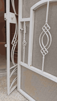 يوجد بيت للايجار  طابو صرف في منطقة علي صالح بل قرب من شارع جامع الزغل...