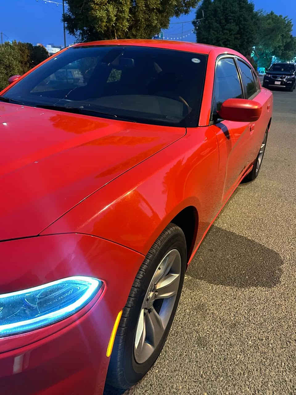 جارجر موديل 2017  اصل وارد كندي داخله كلين السياره بيها بس طخه بلجاملغ الخلفي كد شبر ونص وحافه البنيد هم كد شبر الباقي كفاله السياره جديده حداديه جديده تخم تاير كلشي جديد  كشنات حضن تبريد تدفئئ سنويه 2030 رقم سليمانيه شمالي باسم ولد صديقي مكاني ميسان شاشه جبير مكينه 3600
السعر 210 وبيها مجال
للستفسار الاتصال ع الرقم ‏‪0787 607 7351‬‏
