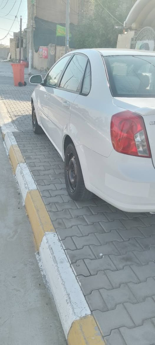 اوبتره 2014 رقم واسط بيه صبغ بالهلال الخلفي شويه  ***********.  كوت الخاجيه. السعر 87..بيه مجال قليل سياره جاهز ة.
