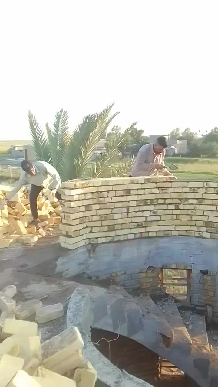 خلفه بناء متفرغ ***********
