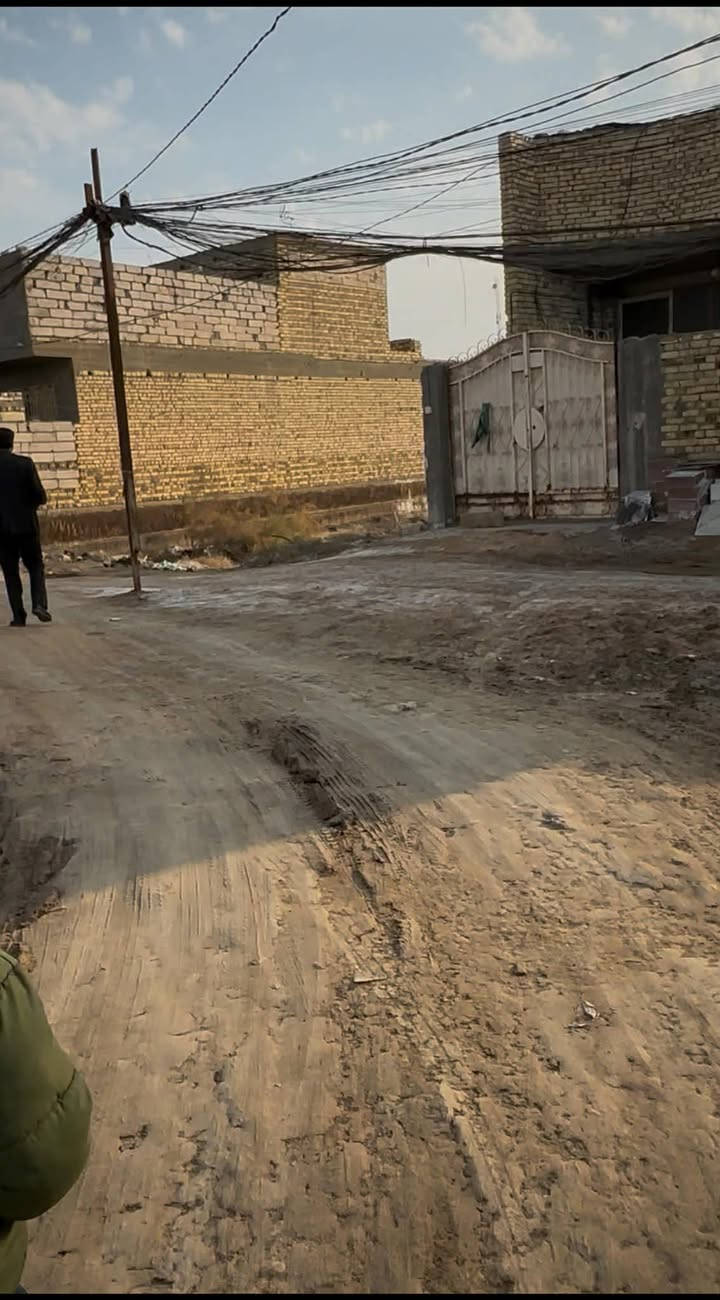 يالله قطعه للبيع خلف اسواق توفي خلف دائره الماء مساحه 230م تقريبا سند 25 اقرار محكمه كافه الخدمات للاستفسار مراسله الصفحه او الاتصال ***********
