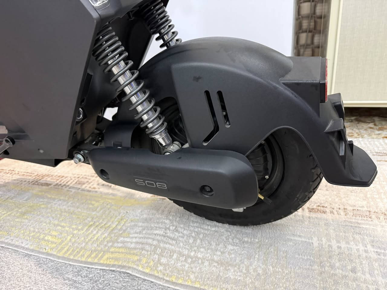 السلام عليكم
دراجة هوندا S08ليثيوم للبيع 
جديدة مشحونة مرتين وجميع ملحقاتها موجودة

سرعة / 45

الدراجة نظيفة . نظافتها 100/100

السعر1100000 مليون ومية الف 

للاستفسار واتساب / ***********
